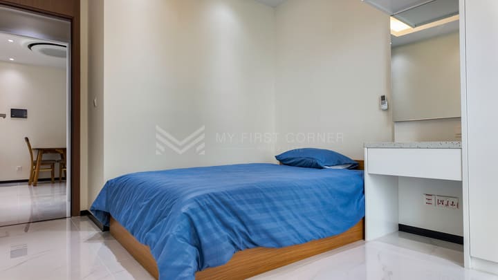 2-bedroom Riverfront at Diamond Bay Garden for Rent