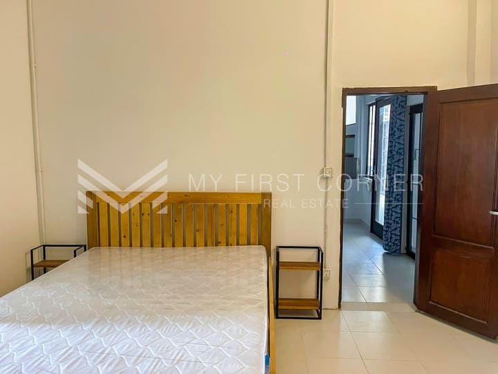 Modern 2-Bedroom House For Rent