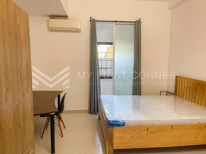 Modern 2-Bedroom House For Rent