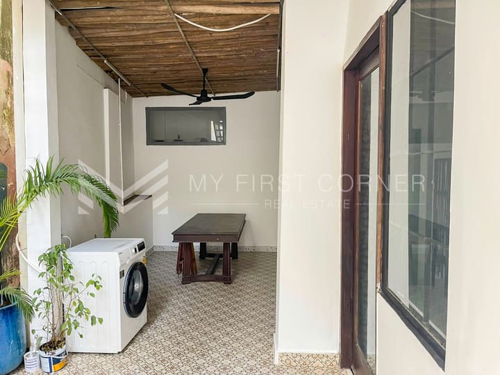 Modern 2-Bedroom House For Rent