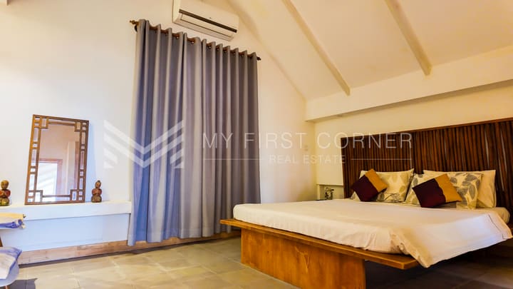 Renovated Duplex 2-bedroom For Sale in 7 Makara