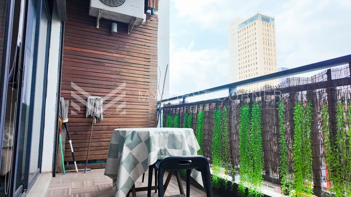 Renovated Duplex 2-bedroom For Sale in 7 Makara