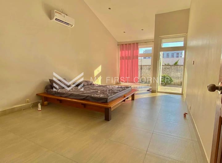 Urgent Sale! Your Dream Villa in Sihanoukville – Only $150,000!