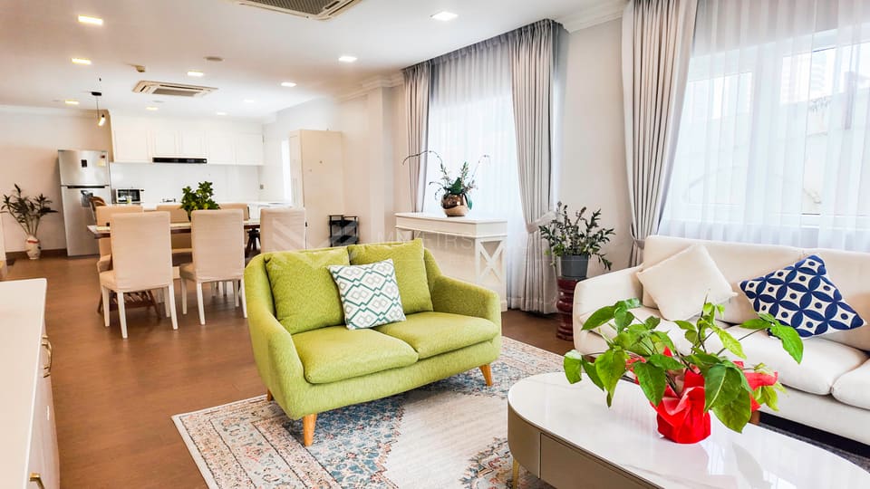3-Bedroom apartment for rent in BKK1 With good location in central City