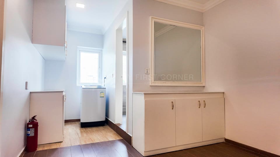 3-Bedroom apartment for rent in BKK1 With good location in central City