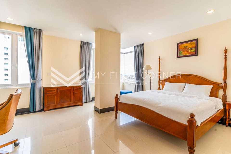 3-Bedroom Service Apartment in BKK1 For Rent