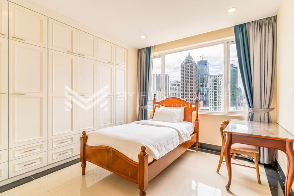 3-Bedroom Service Apartment in BKK1 For Rent