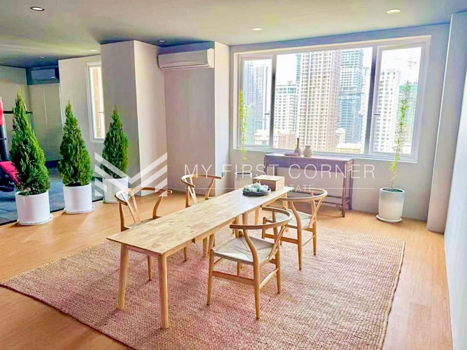 3-Bedroom Service Apartment in BKK1 For Rent