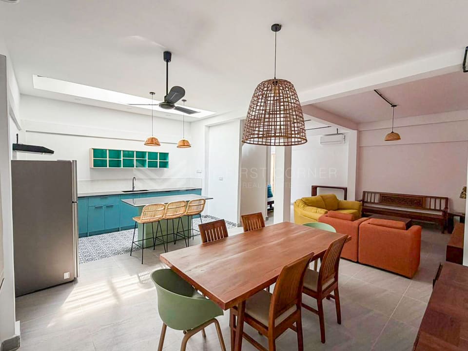 Renovated 3-Bedroom For Rent -Near Riverside