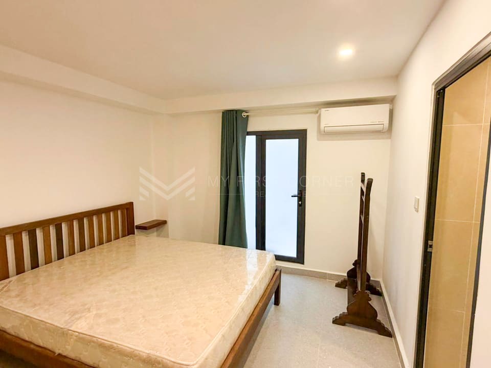 Renovated 3-Bedroom For Rent -Near Riverside