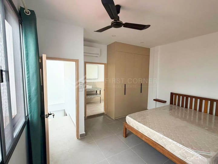Renovated 3-Bedroom For Rent -Near Riverside