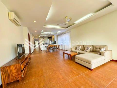 Modern 3-bedroom Apartment For Rent in Russian Market Area