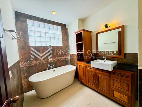 Modern 3-bedroom Apartment For Rent in Russian Market Area