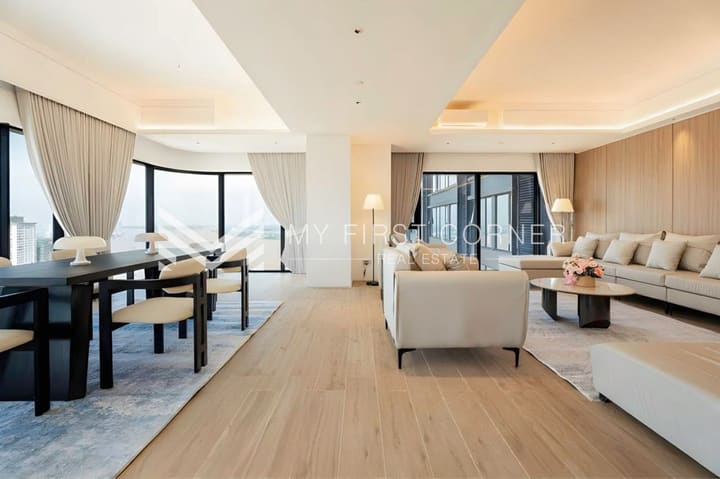 Luxurious Penthouse 3-Bedroom For Rent