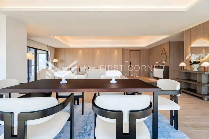 Luxurious Penthouse 3-Bedroom For Rent