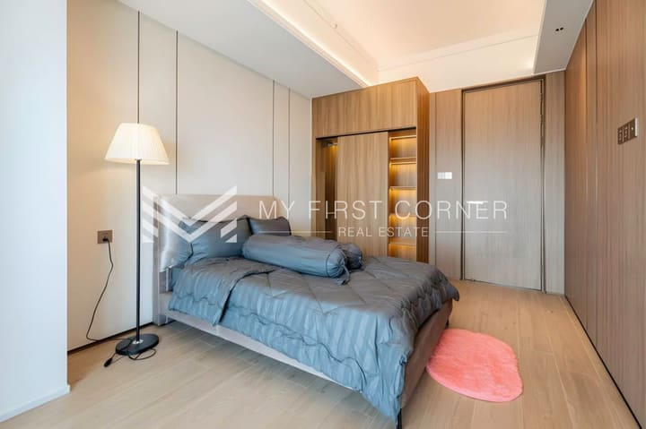 Luxurious Penthouse 3-Bedroom For Rent