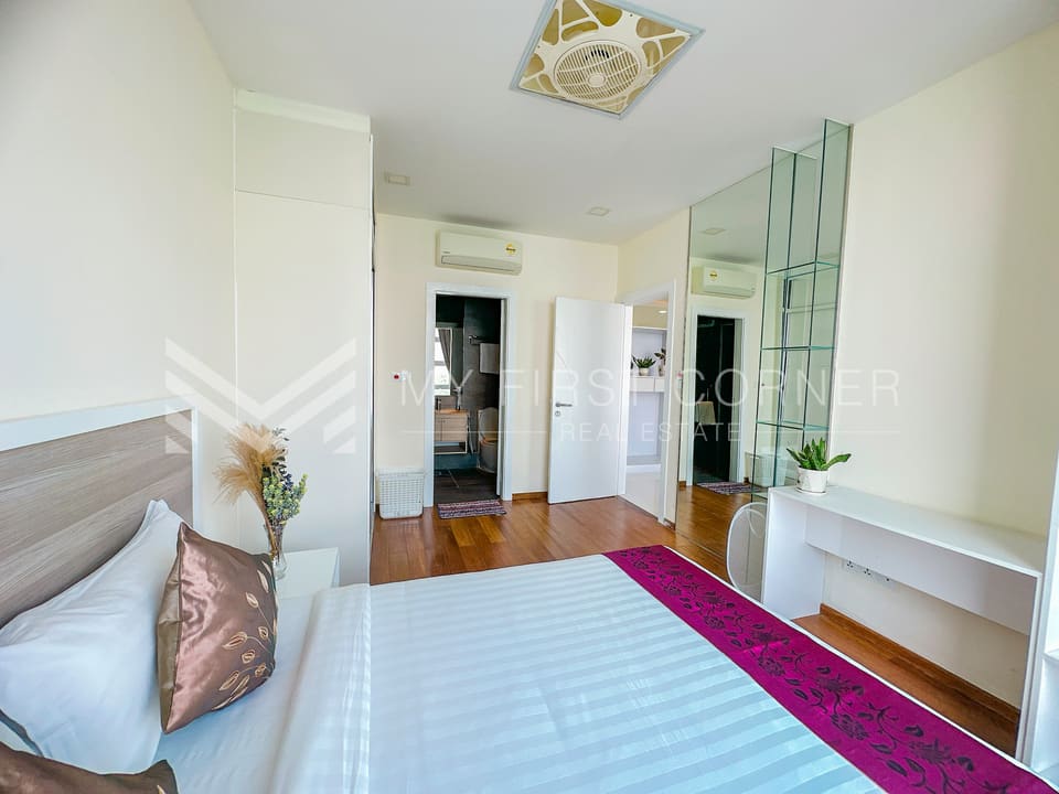 3-Bedroom Condo For Rent at Chroy Chongvar