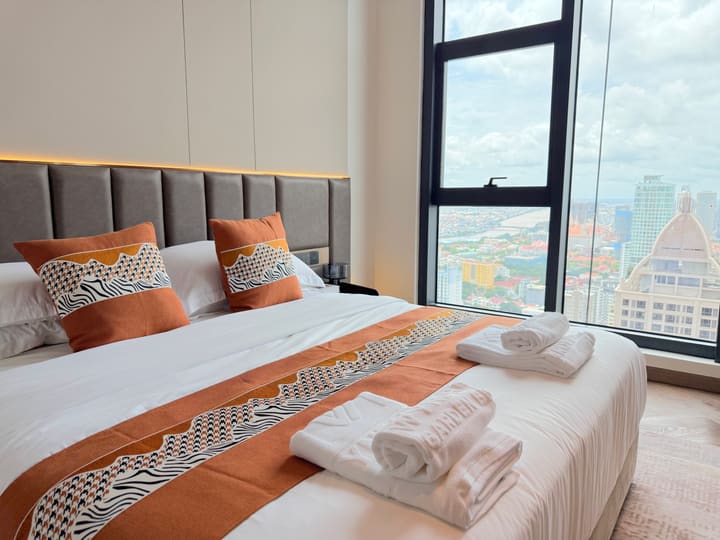 UC88 Wyndham Garden BKK1 | 3 Bedroom For Sale