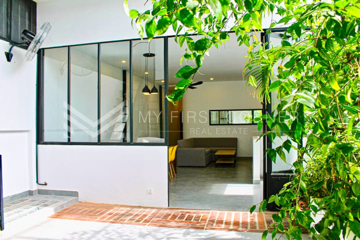 Renovated 3BR House | Daun Penh Riverside