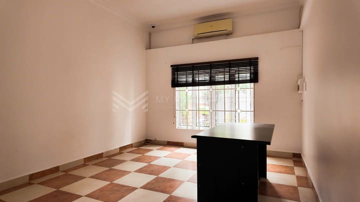 Villa For Rent in Borey Sopheak Mongkol Chroy Chongvar