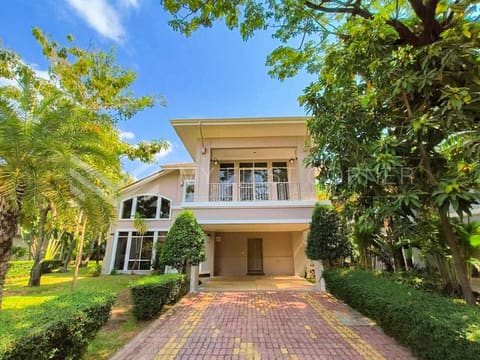 3-bedroom Private Villa For Rent