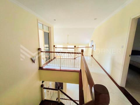 3-bedroom Private Villa For Rent