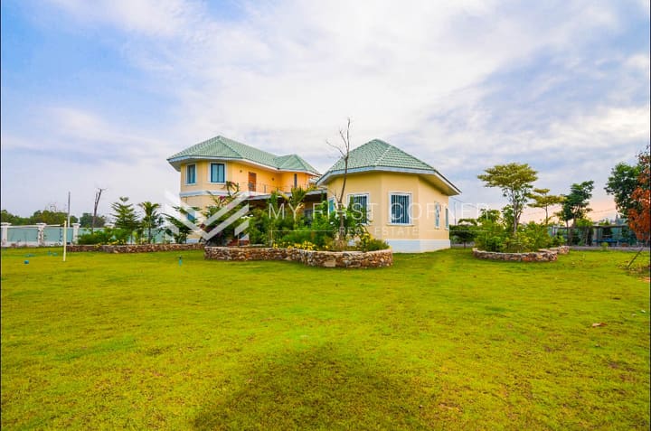 Luxury Riverfront Villa in Kampot – Breathtaking Views & Ultimate Tranquility