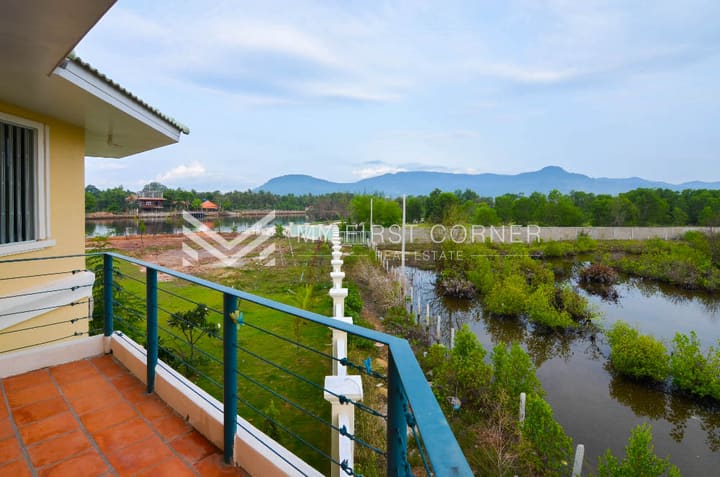 Luxury Riverfront Villa in Kampot – Breathtaking Views & Ultimate Tranquility