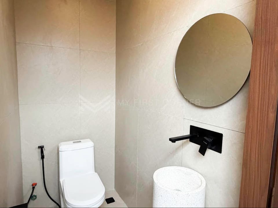 For rent entrance duplex 4 bedroom apartment