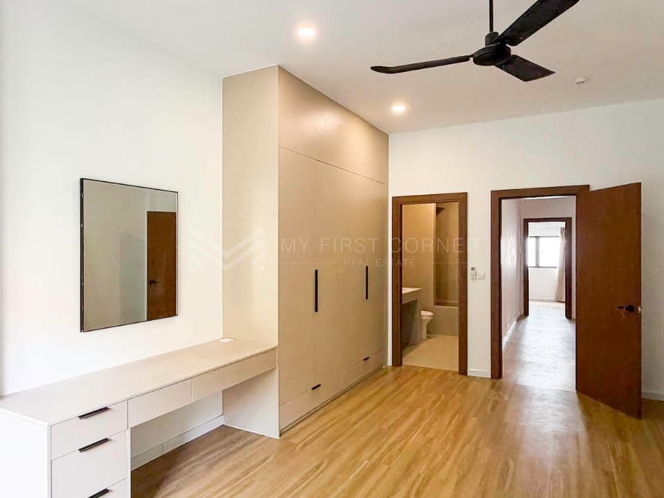 For rent entrance duplex 4 bedroom apartment