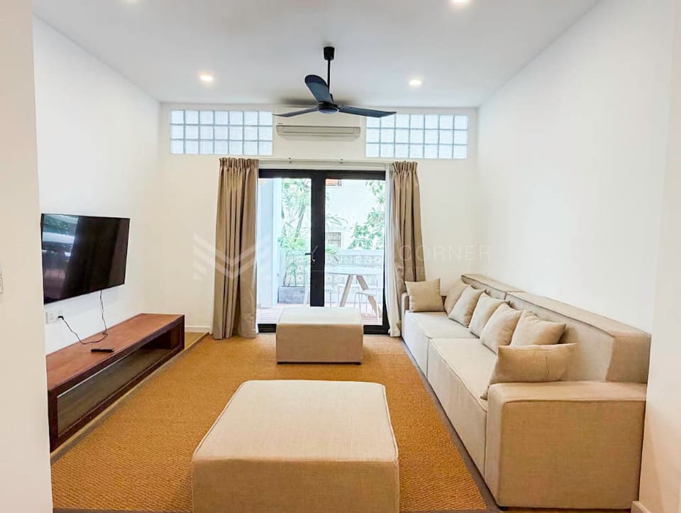 For rent entrance duplex 4 bedroom apartment