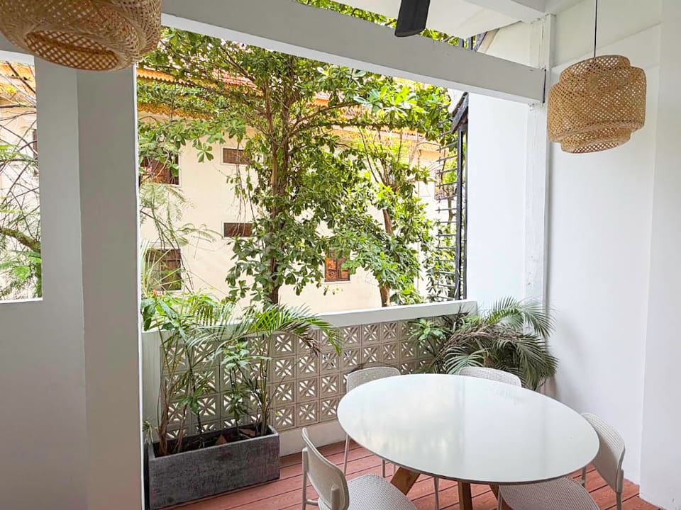 For rent entrance duplex 4 bedroom apartment