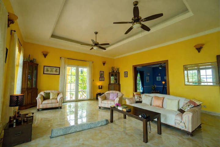 Modern 4BR Villa in Kien Svay For Sale