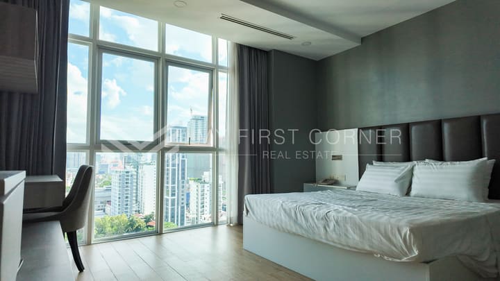 5 Bedroom Penthouse in BKK1 For Rent