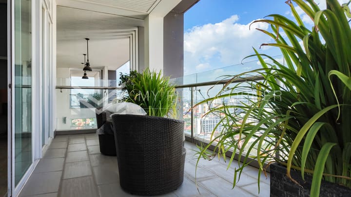 5 Bedroom Penthouse in BKK1 For Rent