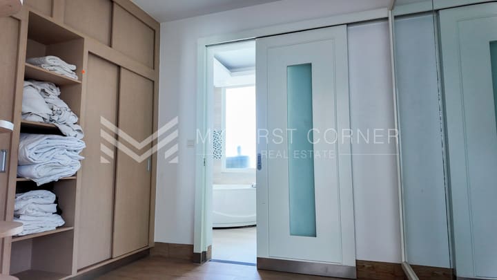 5 Bedroom Penthouse in BKK1 For Rent