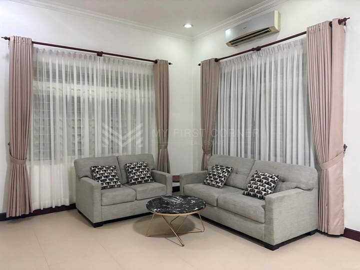 Villa for rent in Toul Tompong Area