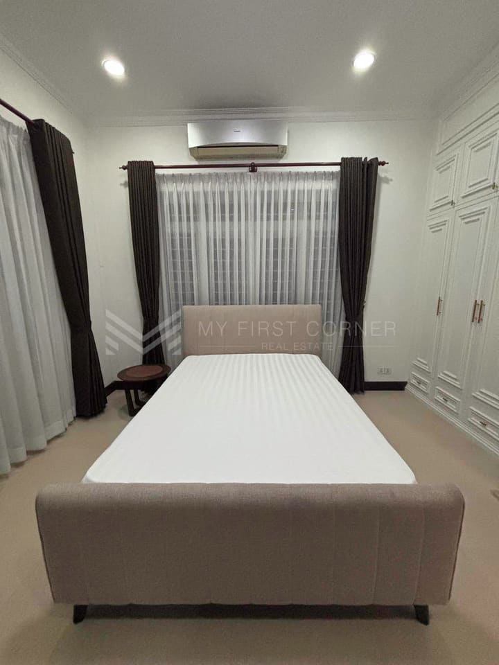 Villa for rent in Toul Tompong Area