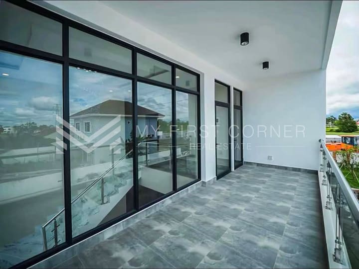 Modern Villa Corner House with Large Surrounding Land l Borey William Phase 1