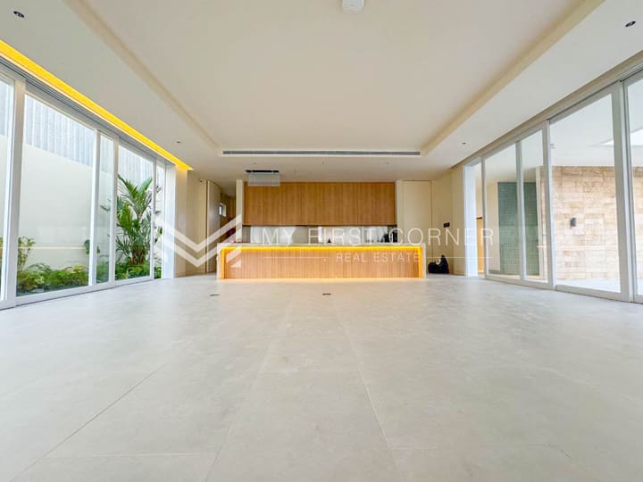 Exclusive Pool Villa in Phnom Penh – Luxury Real Estate Cambodia – $1.5 Million