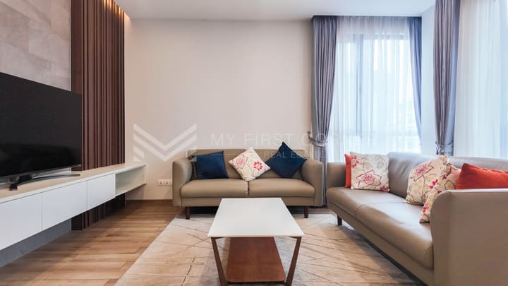 Luxurt 3bedroom service apartment for rent in Bkk1