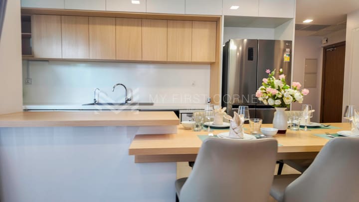 Luxurt 3bedroom service apartment for rent in Bkk1