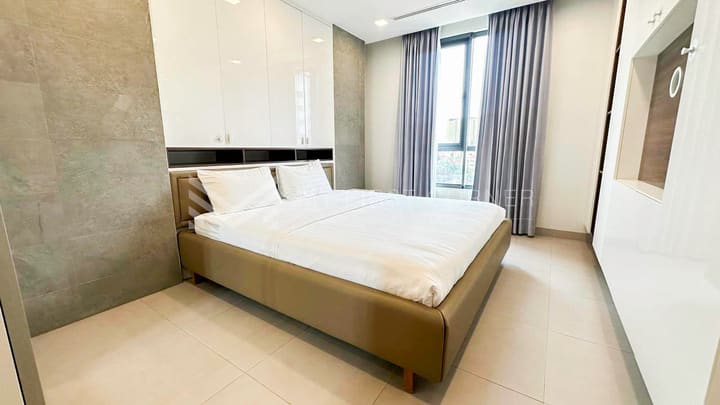 Luxurt 3bedroom service apartment for rent in Bkk1