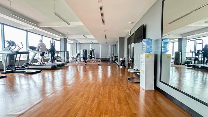 Luxurt 3bedroom service apartment for rent in Bkk1