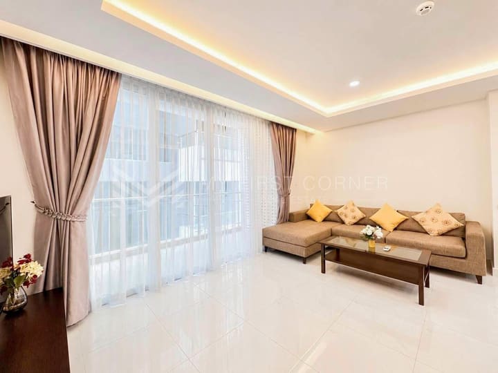 Spacious Three bedroom service apartment for rent in BKK1