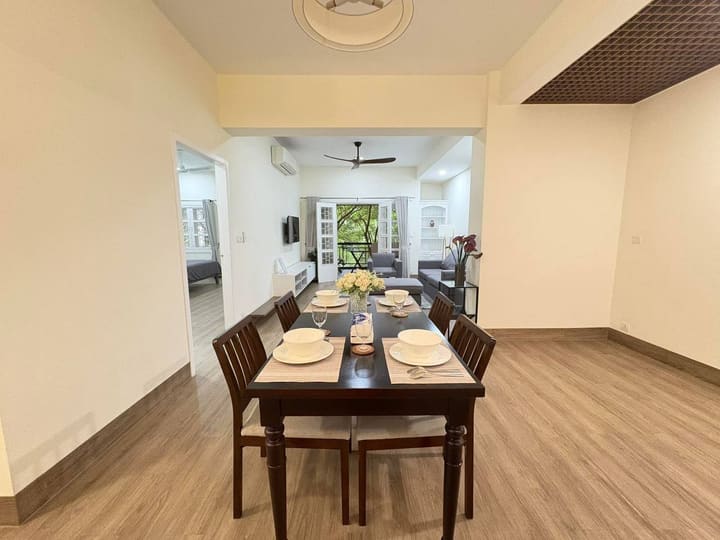 Apartment in Phnom Penh, photograph 2
