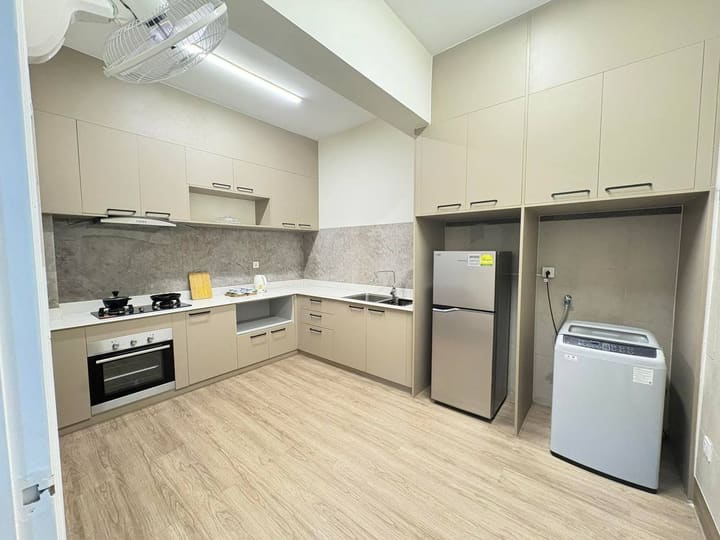 Apartment in Phnom Penh, photograph 4
