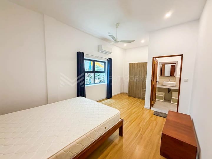 Apartment in Tonle Bassac, photograph 9