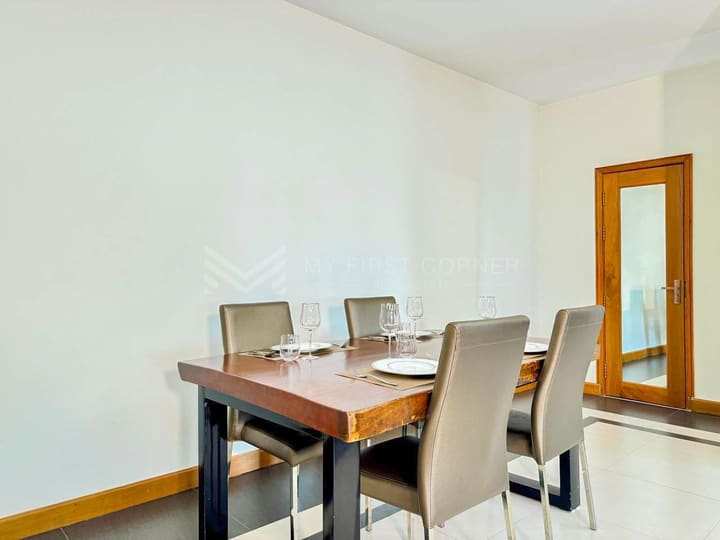 Apartment in BKK 1, photograph 3