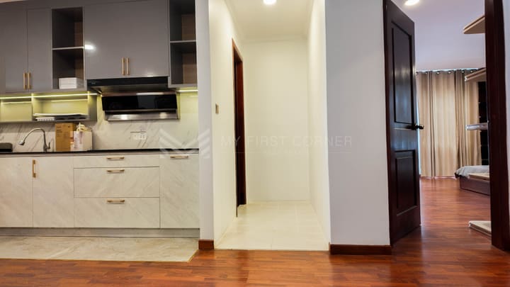 Apartment in BKK 1, photograph 2